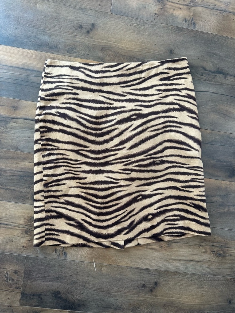 Jones New York Zebra Print Pencil Skirt Size 14 Stretch Neutral Work Chic